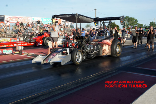 Cody Austin (near lane) vs Garry Wheeler (far lane)